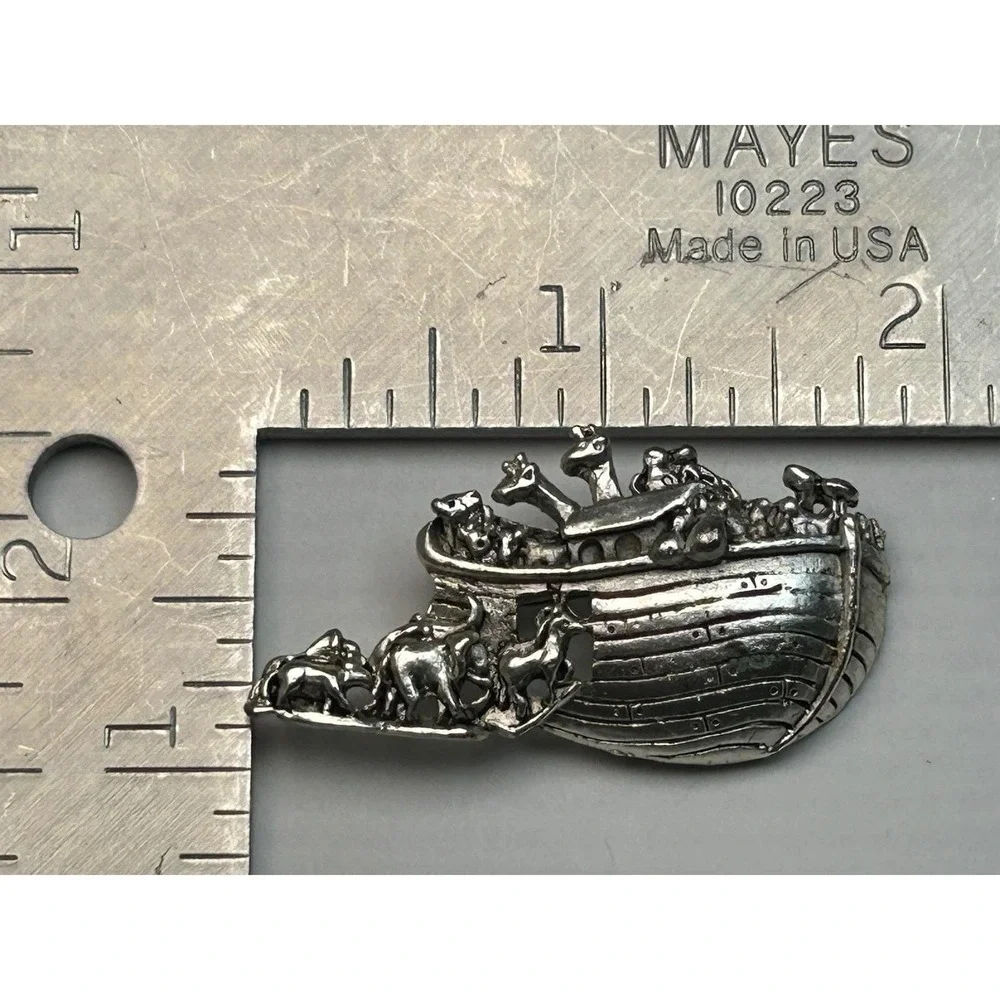 Silver Tone Noahs Ark‎ Brooch Pin Animals Giraffe Elephant Made USA